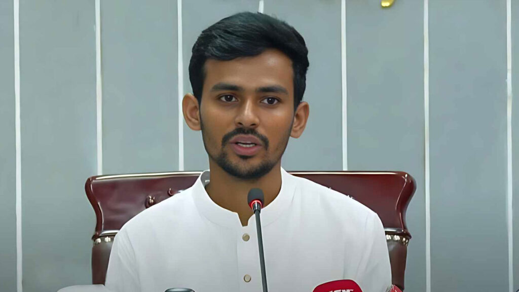 স্থানীয় সরকার ও ক্রীড়া উপদেষ্টা আসিফ মাহমুদ সজীব ভূঁইয়া।