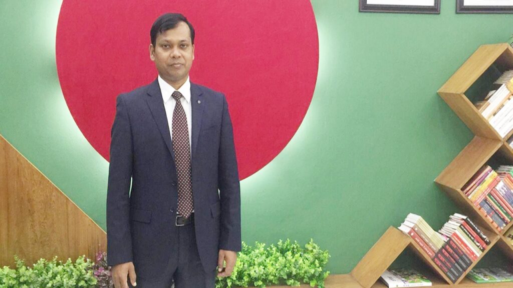 নতুন জেলা প্রশাসক ও জেলা ম্যাজিস্ট্রেট হিসেবে নিয়োগ পেয়েছেন মো. সারোয়ার আলম।