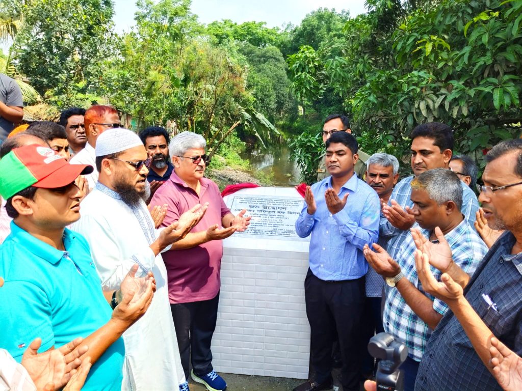 রাজশাহীতে পবায় বৈরাগীর খাল পুনঃখনন কাজের উদ্বোধন