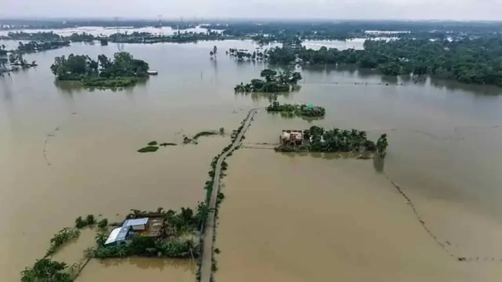 দেশের ৭ জেলায় বন্যা: নিহত ৫৪, ক্ষতিগ্রস্ত ৬ লাখের বেশি মানুষ