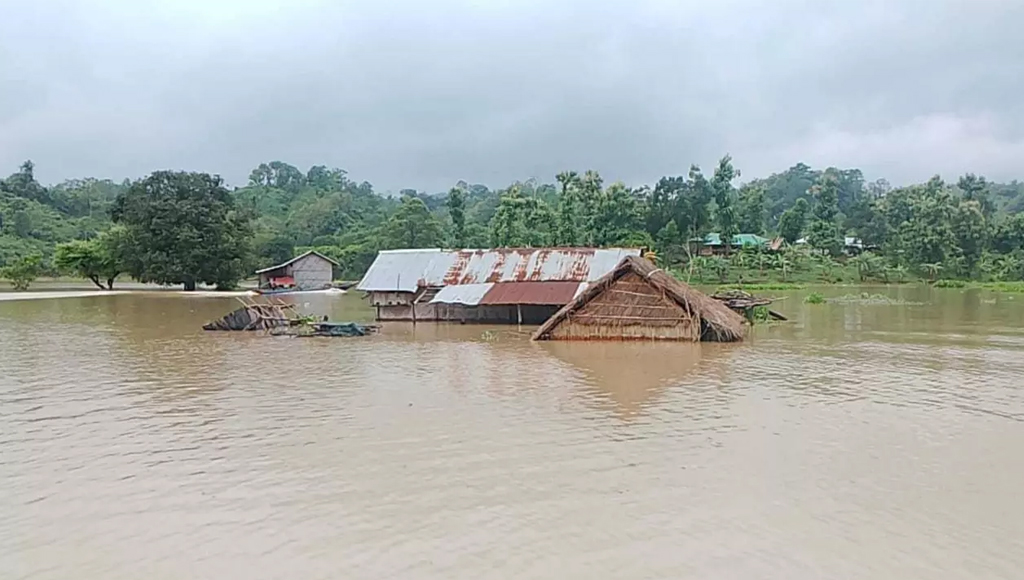 বন্যার পানি নিয়ে বিশেষজ্ঞ ও আন্তর্জাতিক দুর্যোগ ব্যবস্থাপনা সংস্থাগুলোর ১০টি পরামর্শ