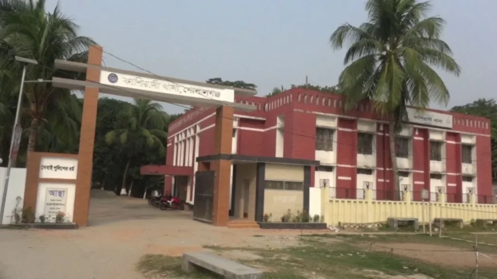 স্বামীর বিরুদ্ধে স্ত্রীকে পানিতে চুবিয়ে হত্যার অভিযোগ