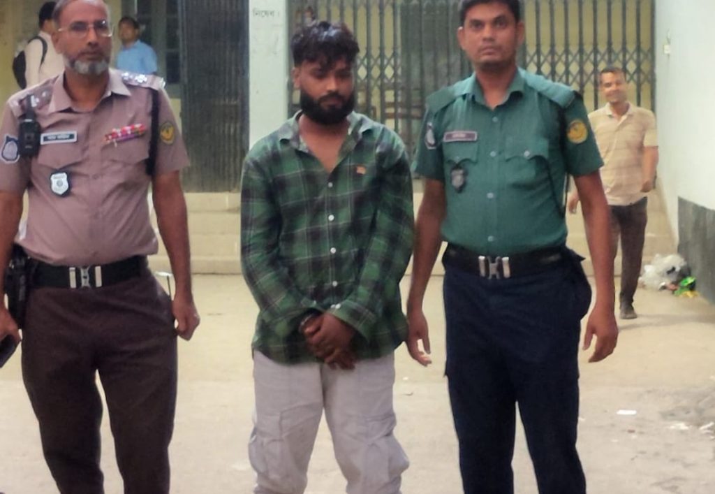 তেরখাদিয়ায় বাসার তালা ভেঙে চুরি, দেড় বছরের কারাদণ্ড