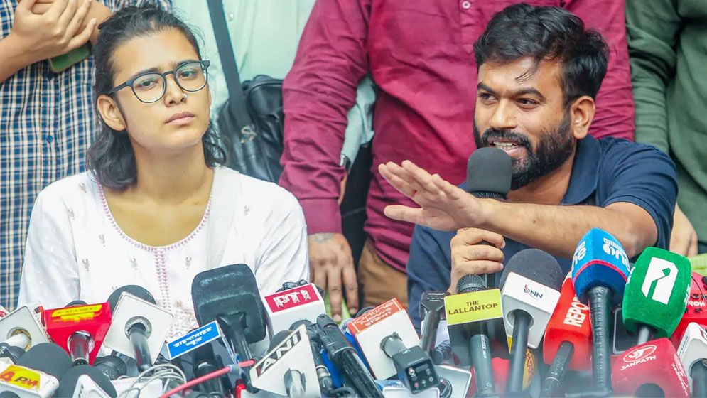 ছাড়া পেলেন নেহা বোরা, গ্রেফতার দেখানো হয়েছে অভিজিৎকে